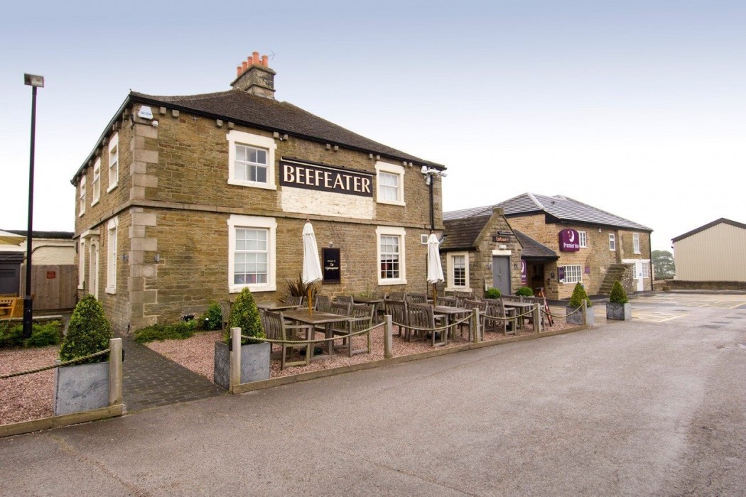 The Highwayman Hotel 3/59