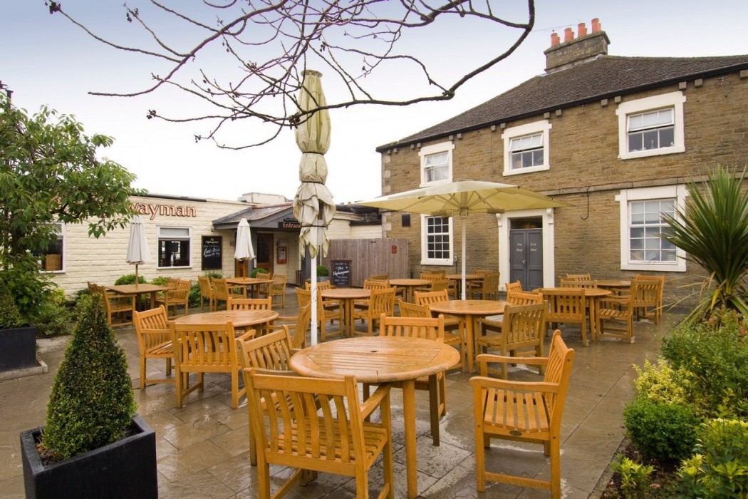 The Highwayman Hotel 24/59