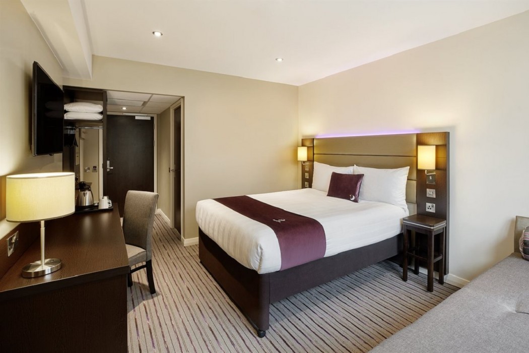 Premier Inn Portishead 13/27