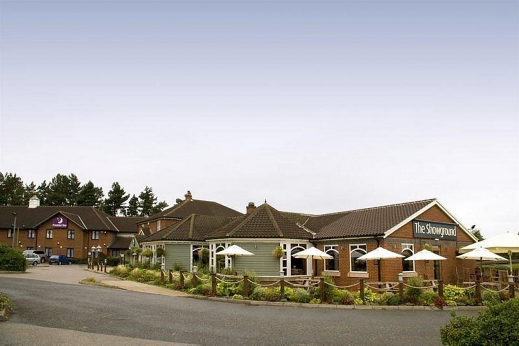 Premier Inn Norwich West (Showground/A47) 19/31