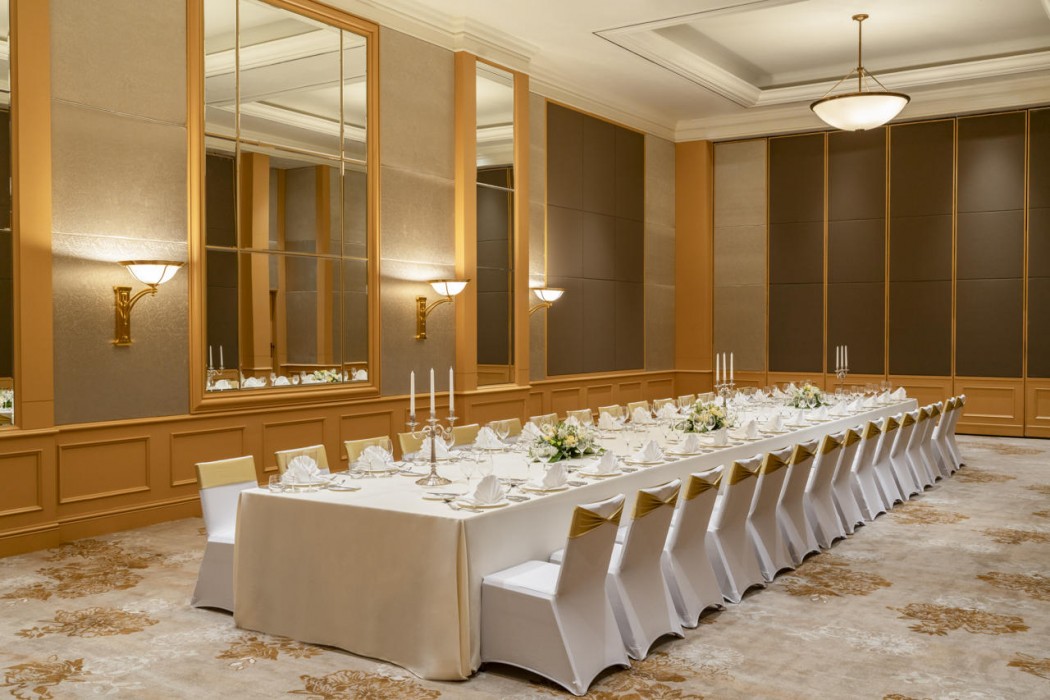 Hanoi Daewoo Hotel 42/84