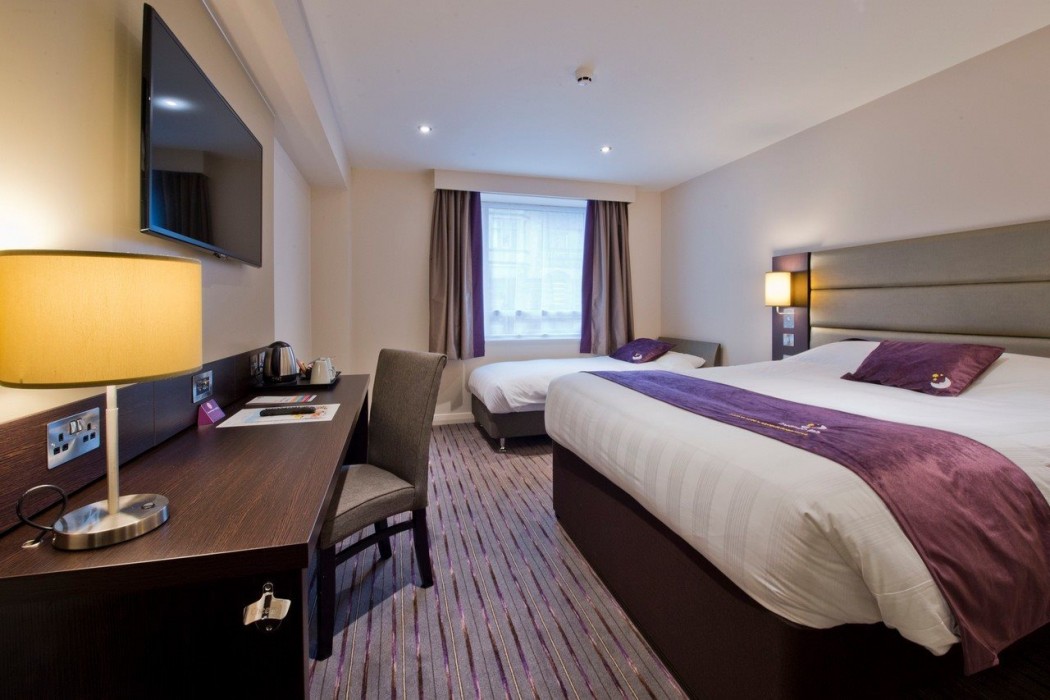 Premier Inn Chipping Norton 7/36