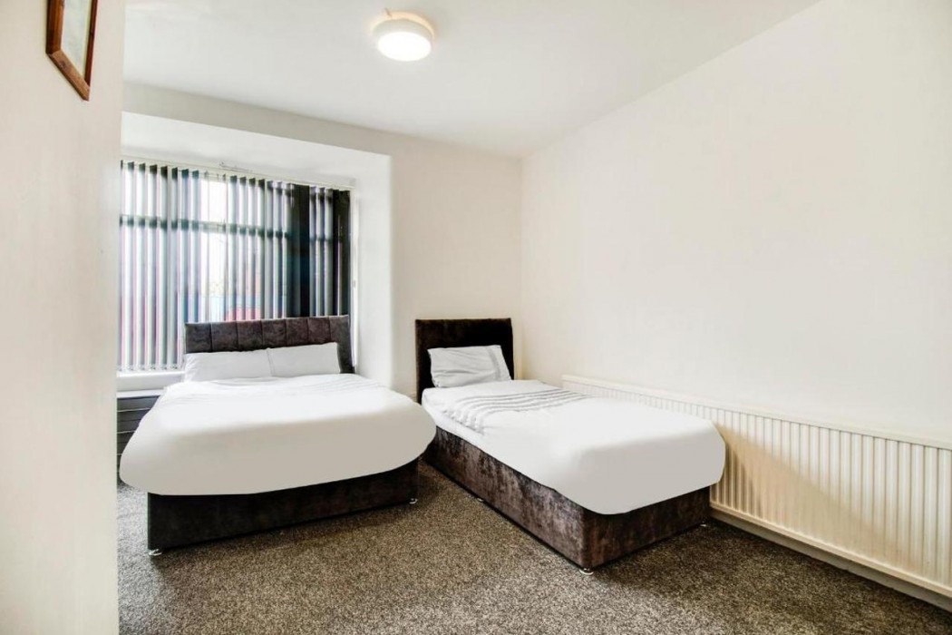 Room at OYO The Longlands Hotel, MIDDLESBROUGH