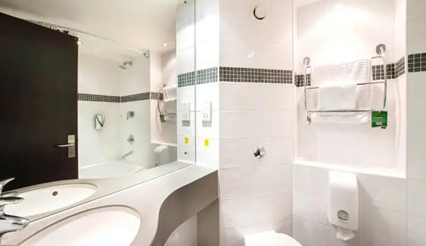 Premier Inn Hull North 12/57