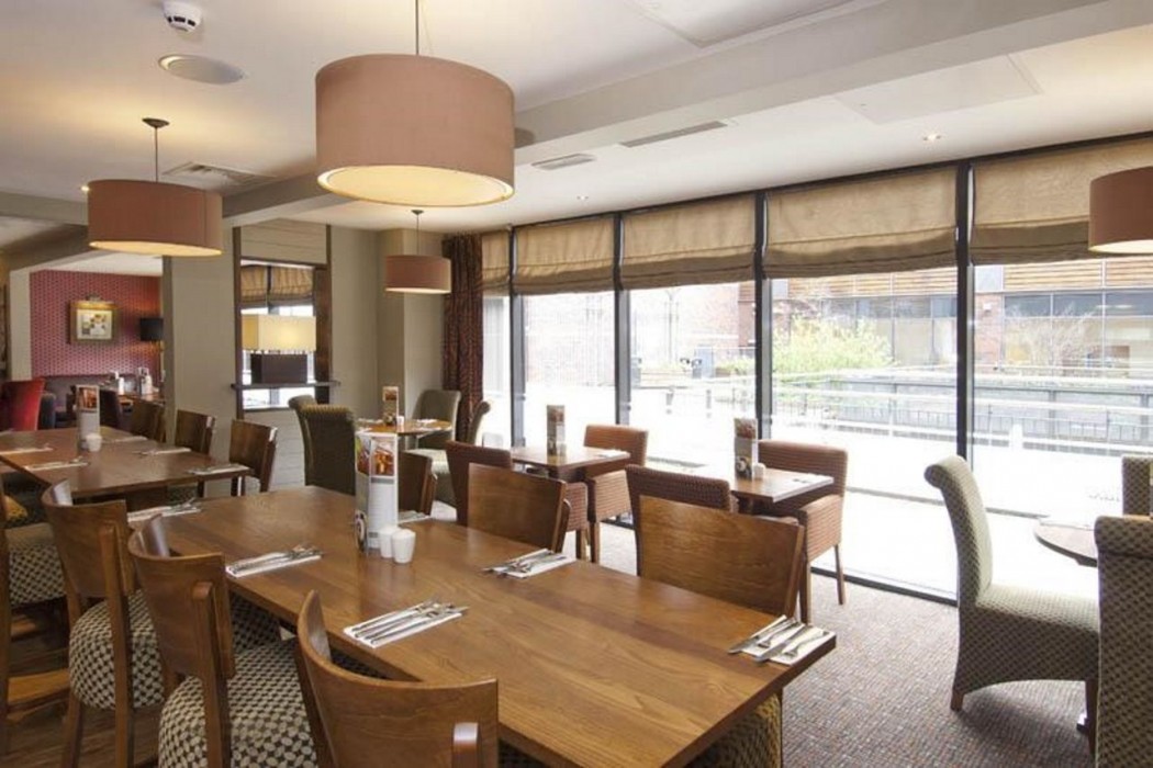 Premier Inn Leeds City Centre Leeds Arena 22/40