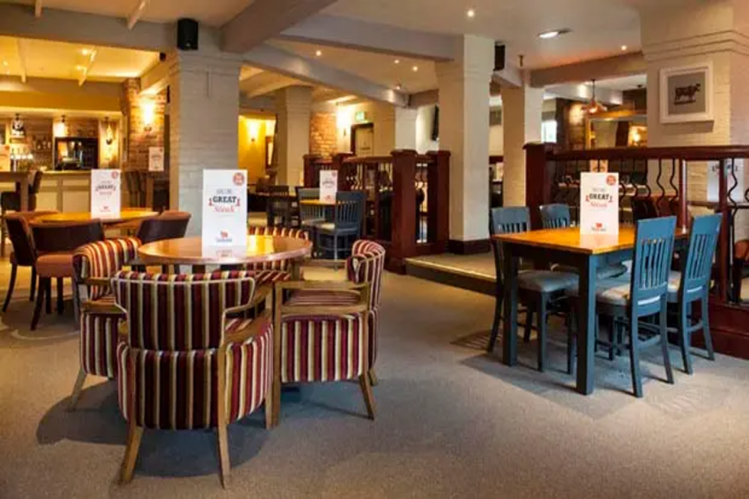Premier Inn Solihull (Hockley Heath, M42) 16/73
