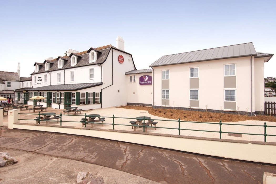 Premier Inn Paignton Seafront (Goodrington Sands) 6/48