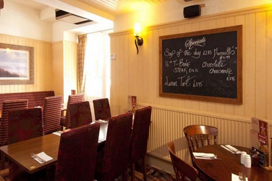 Premier Inn Paignton Seafront (Goodrington Sands) 17/48