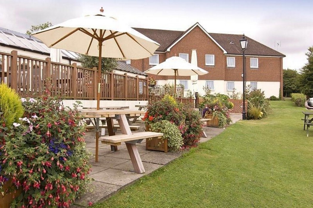 Premier Inn Tring in TRING