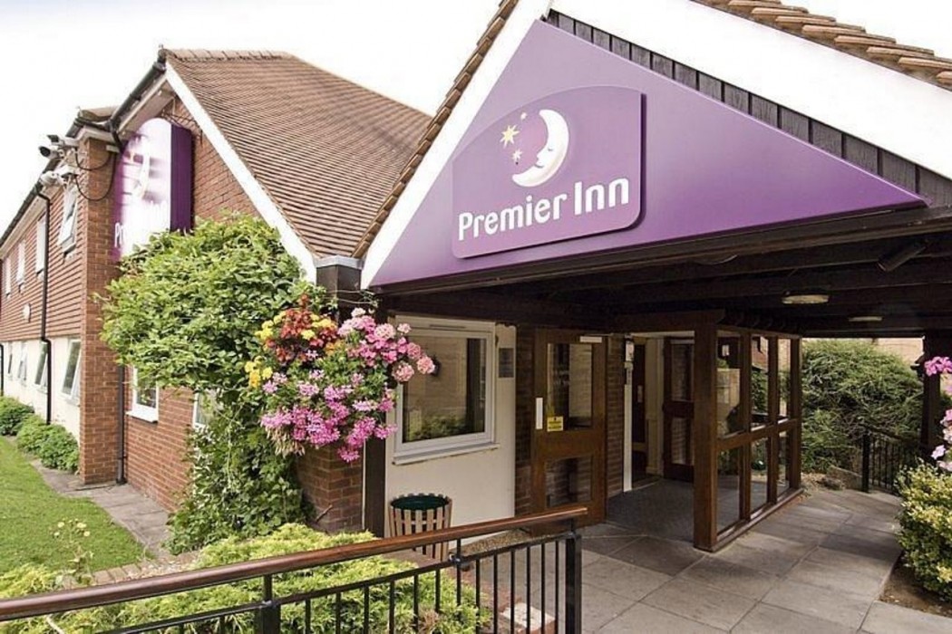 Premier Inn Tring in TRING
