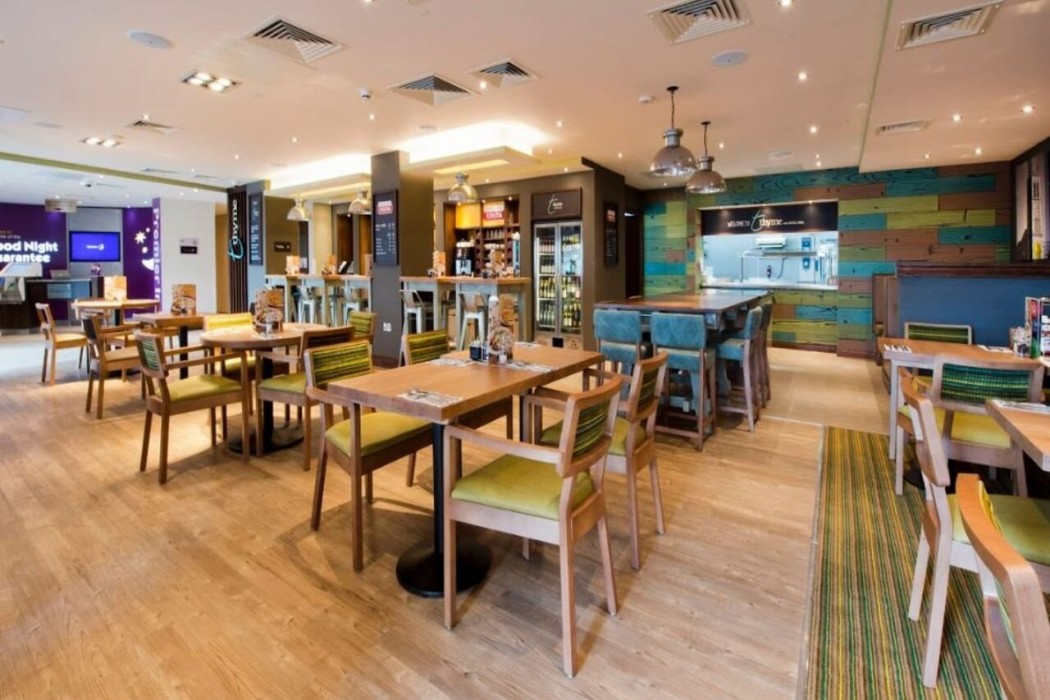 Premier Inn Honiton hotel 16/26
