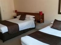 The Terrace Lodge Hotel 38/48