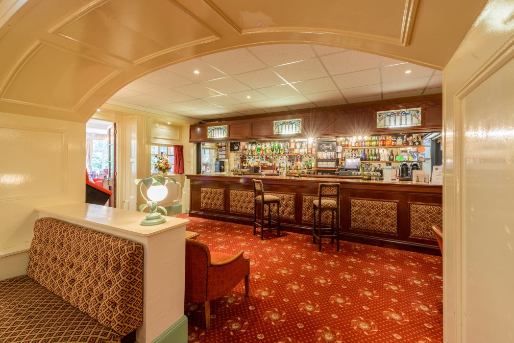 Devonshire Hotel 38/54