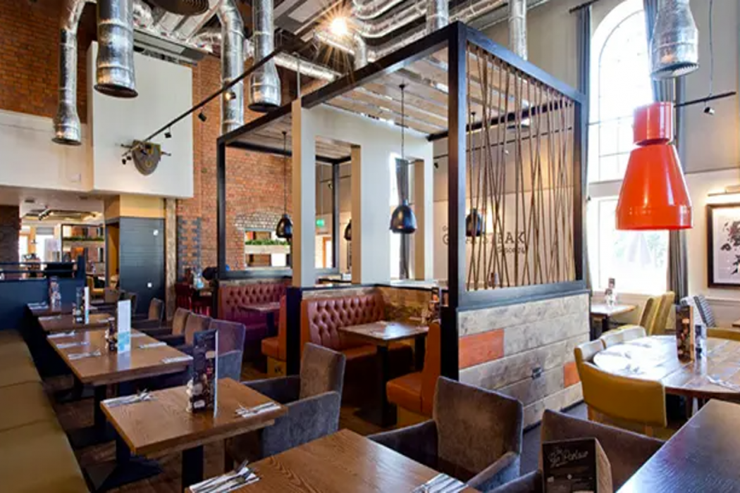 Premier Inn Gloucester (Quayside) 24/42