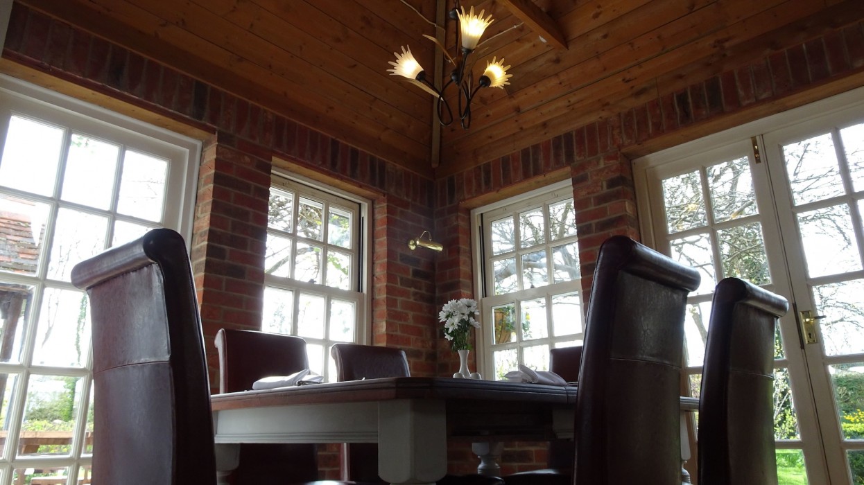The Furze Bush Inn 7/33