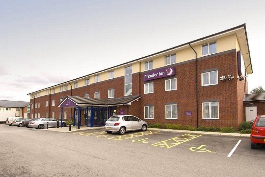 Premier Inn Warrington Central North 7/17