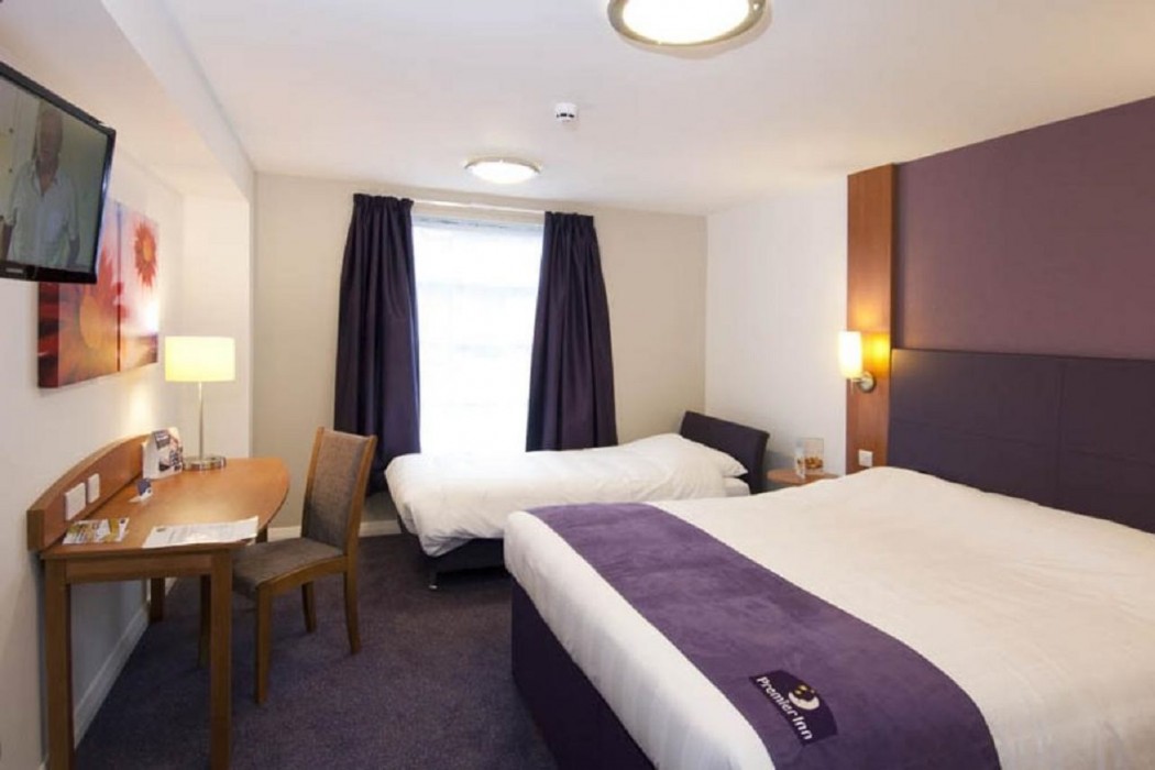 Premier Inn Warrington Central North 12/17