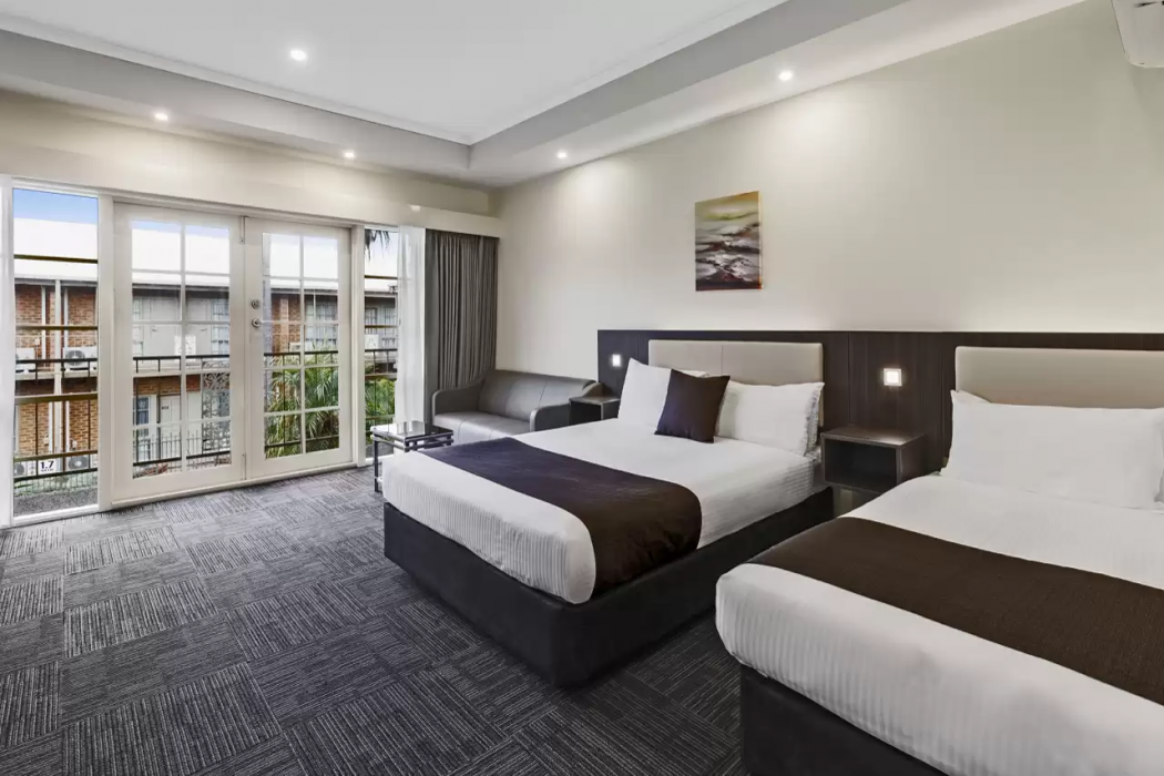 Quality Hotel Melbourne Airport 14/24