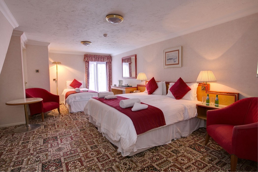 Russell Hotel - Daish's Holidays 39/59