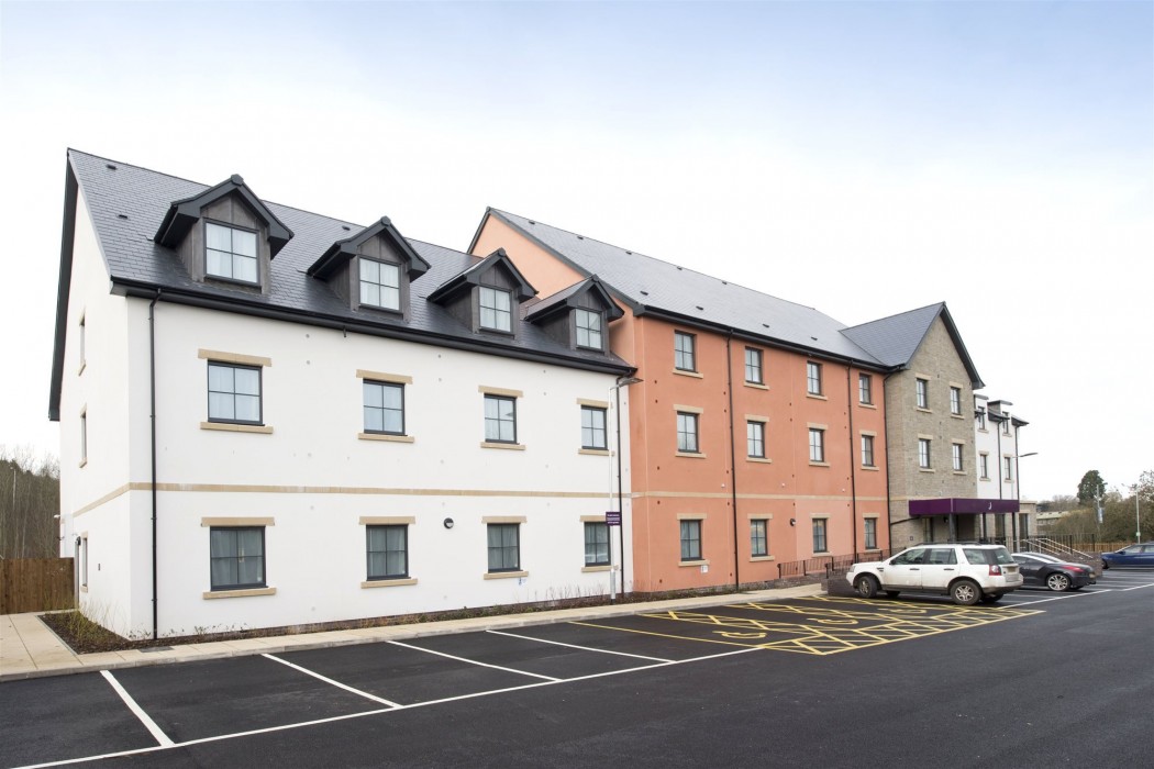 Premier Inn Monmouth 6/33