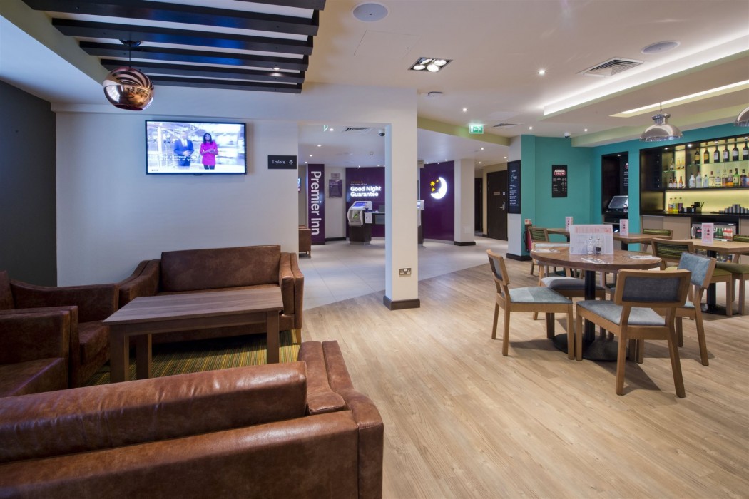 Premier Inn Monmouth 10/33