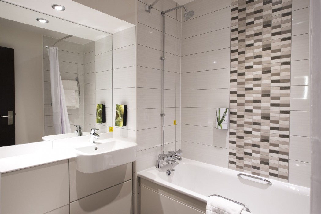 Premier Inn Monmouth 8/33