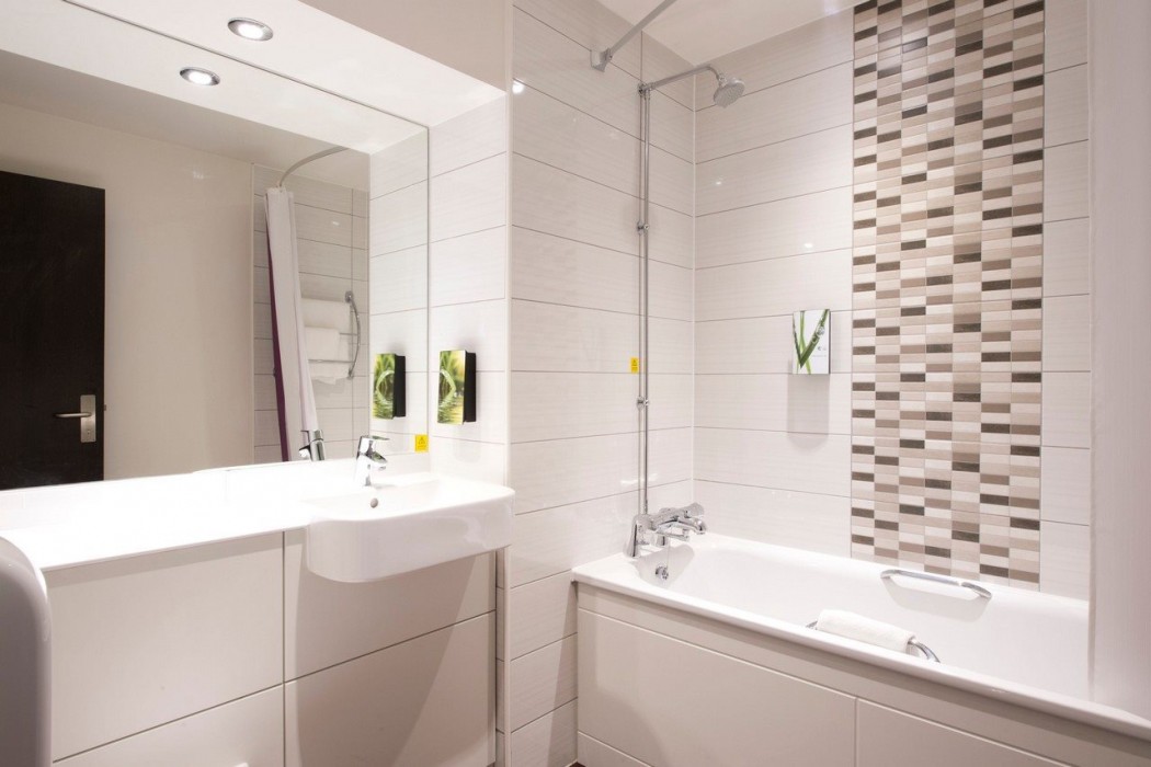Premier Inn Felixstowe Town Centre hotel 9/40