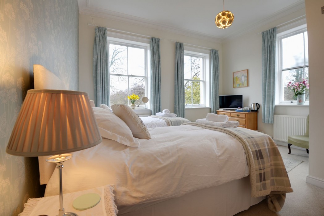 Grosmont House B&B 24/44