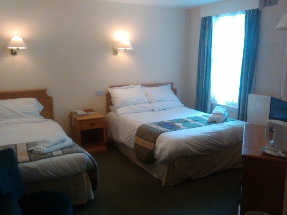 Monarch Hotel 11/27