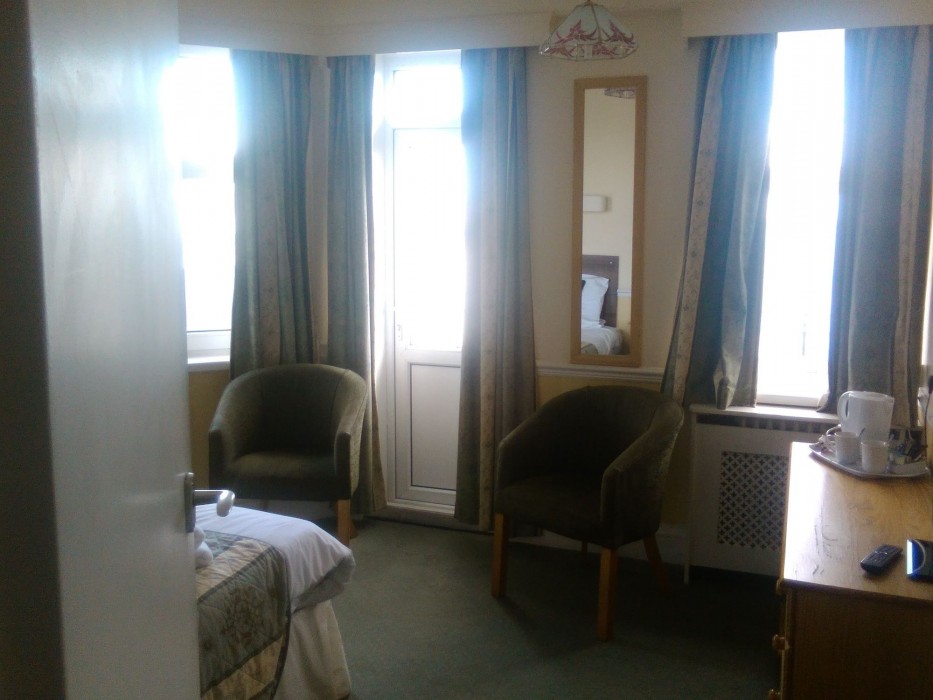 Monarch Hotel 10/27