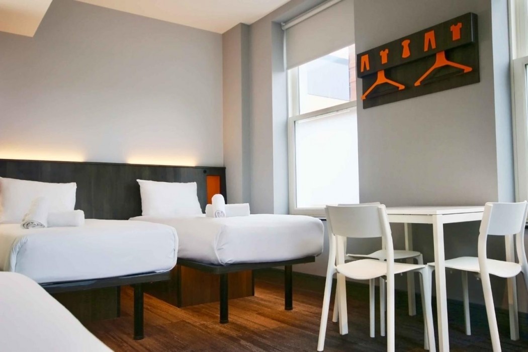 easyHotel Belfast 19/49
