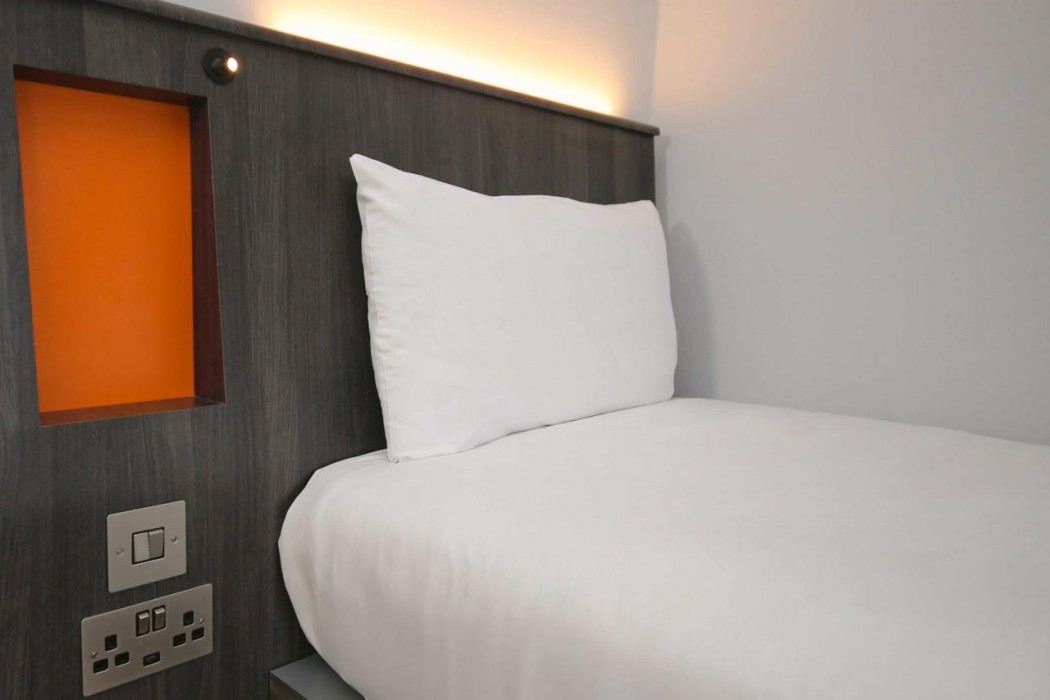 easyHotel Belfast 9/49