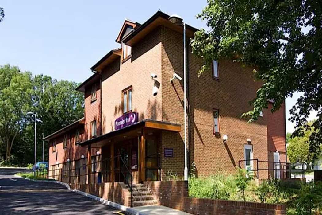 Premier Inn Portsmouth (Horndean) in WATERLOOVILLE