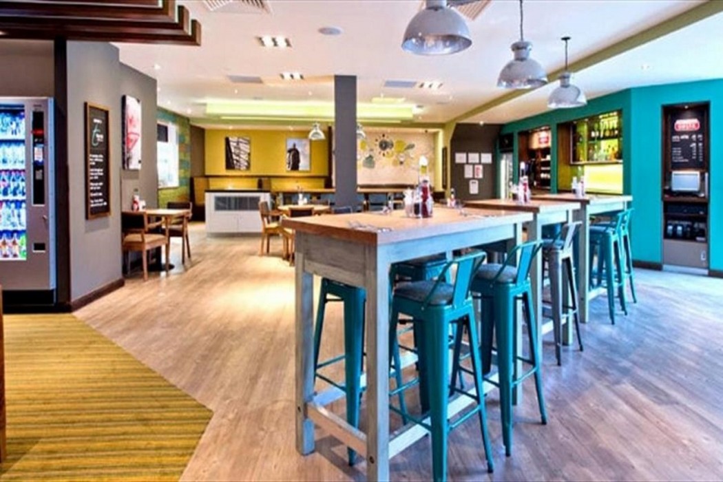 Premier Inn Darlington Town Centre hotel 17/30
