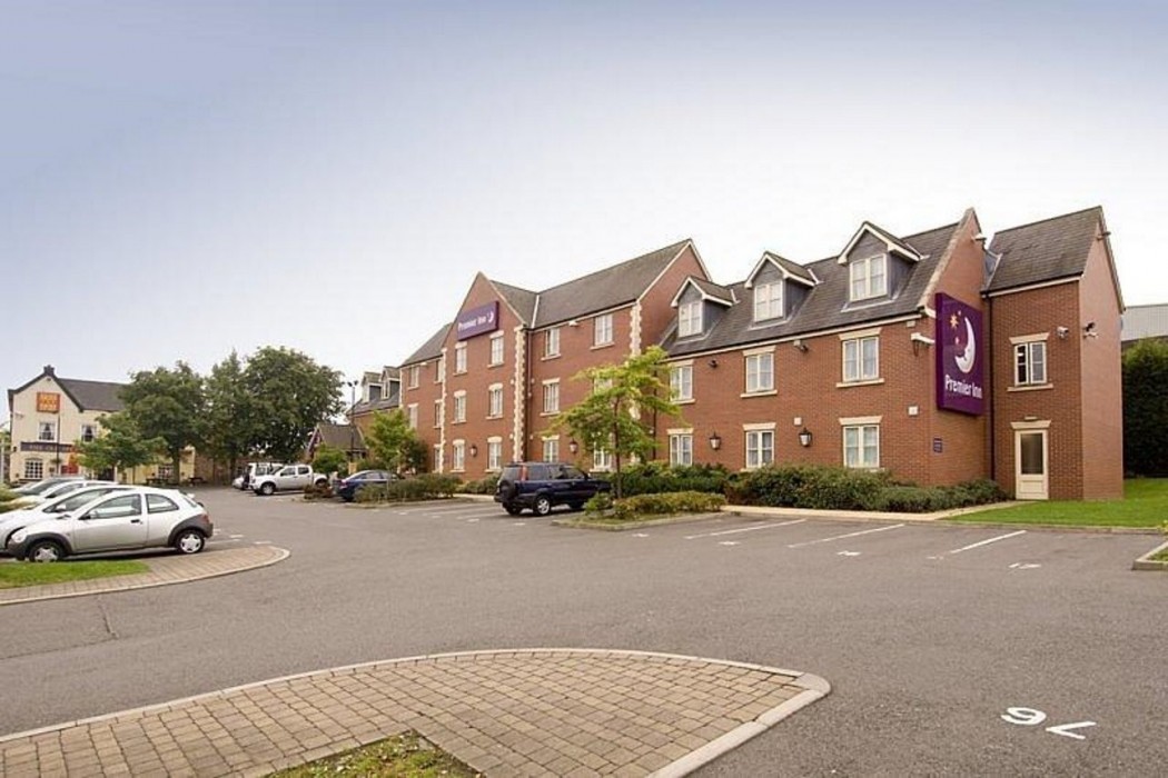 Premier Inn Nottingham North (Daybrook) 9/25