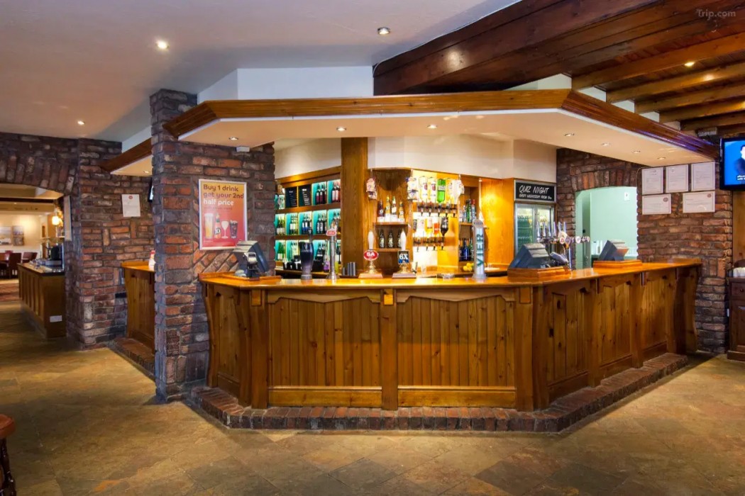 Premier Inn Llanelli Central West 25/62