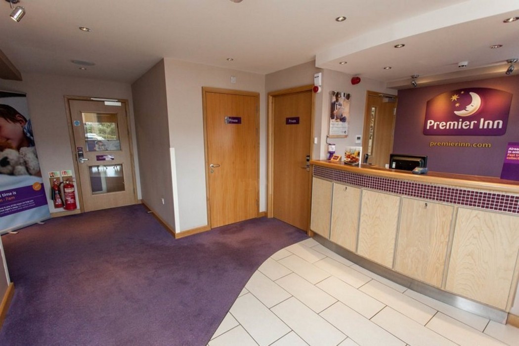 Premier Inn Llanelli Central West 33/62