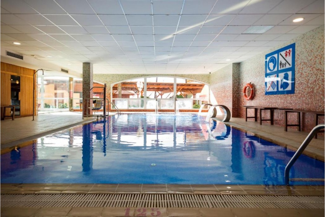 Ohtels La Hacienda 33/75
