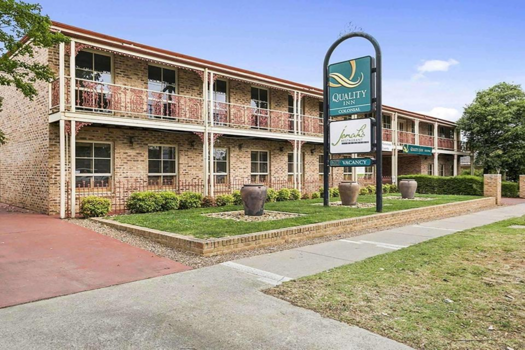 Quality Inn Colonial 1/17