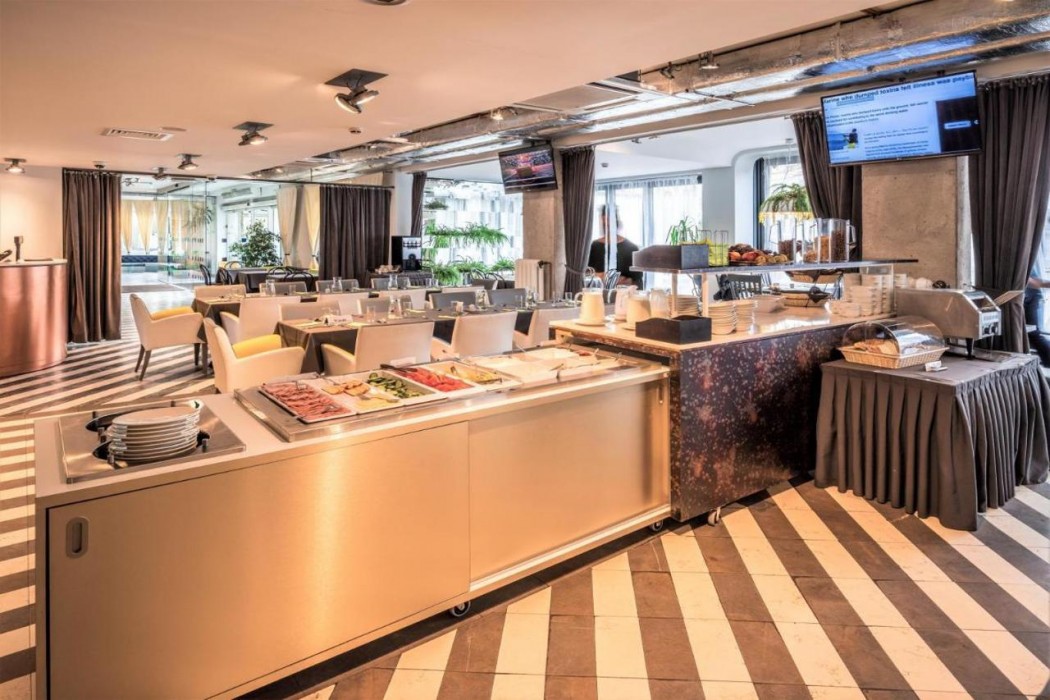 Rija Vef Hotel 23/35
