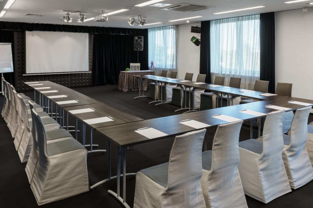 Rija Vef Hotel 25/35