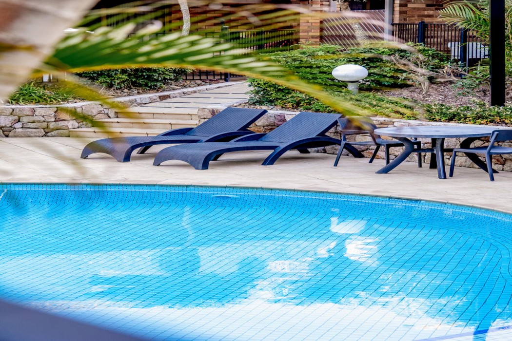 Glen Eden Beach Resort 24/33