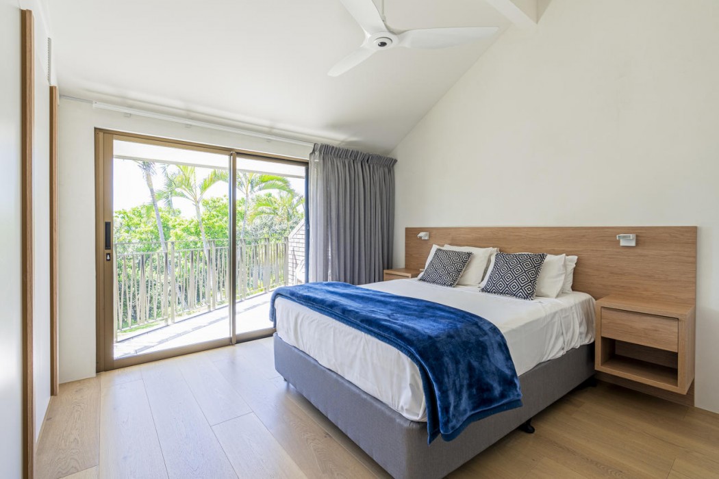 Glen Eden Beach Resort 21/33