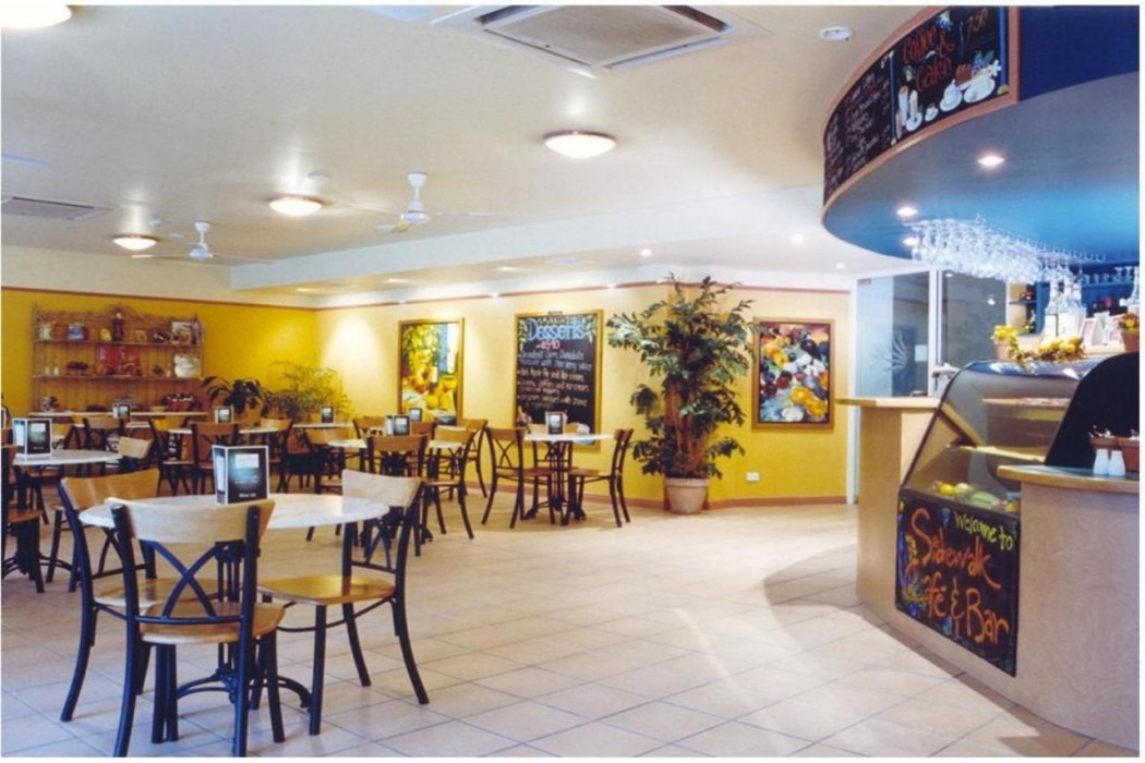 City Oasis Inn Townsville SureStay Collection by BW 20/39