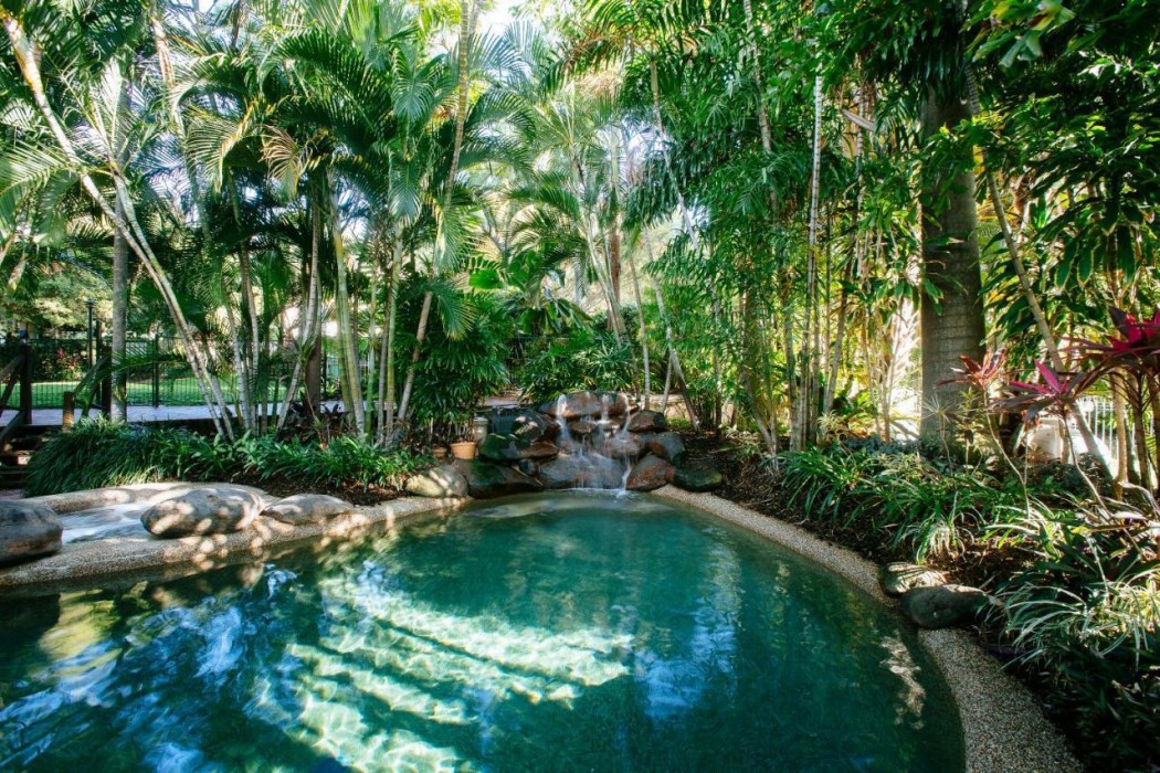 City Oasis Inn Townsville SureStay Collection by BW 23/39