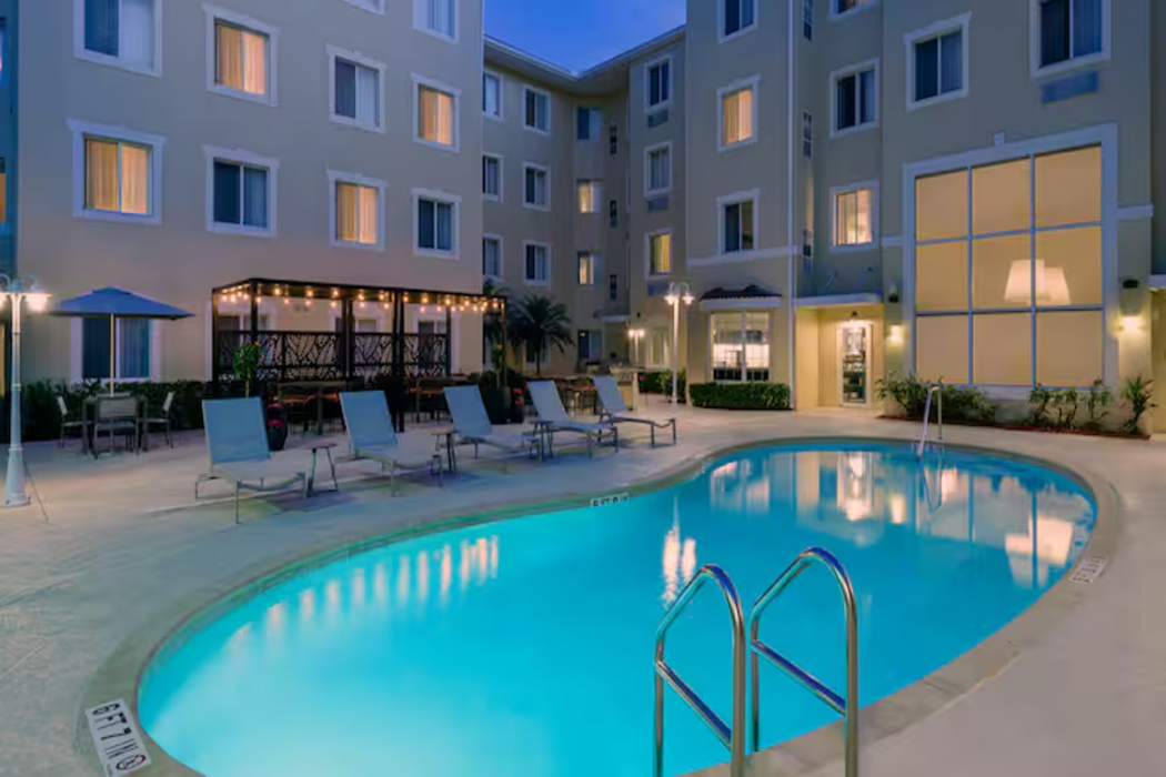 Homewood Suites by Hilton Bonita Springs Naples North 7/10