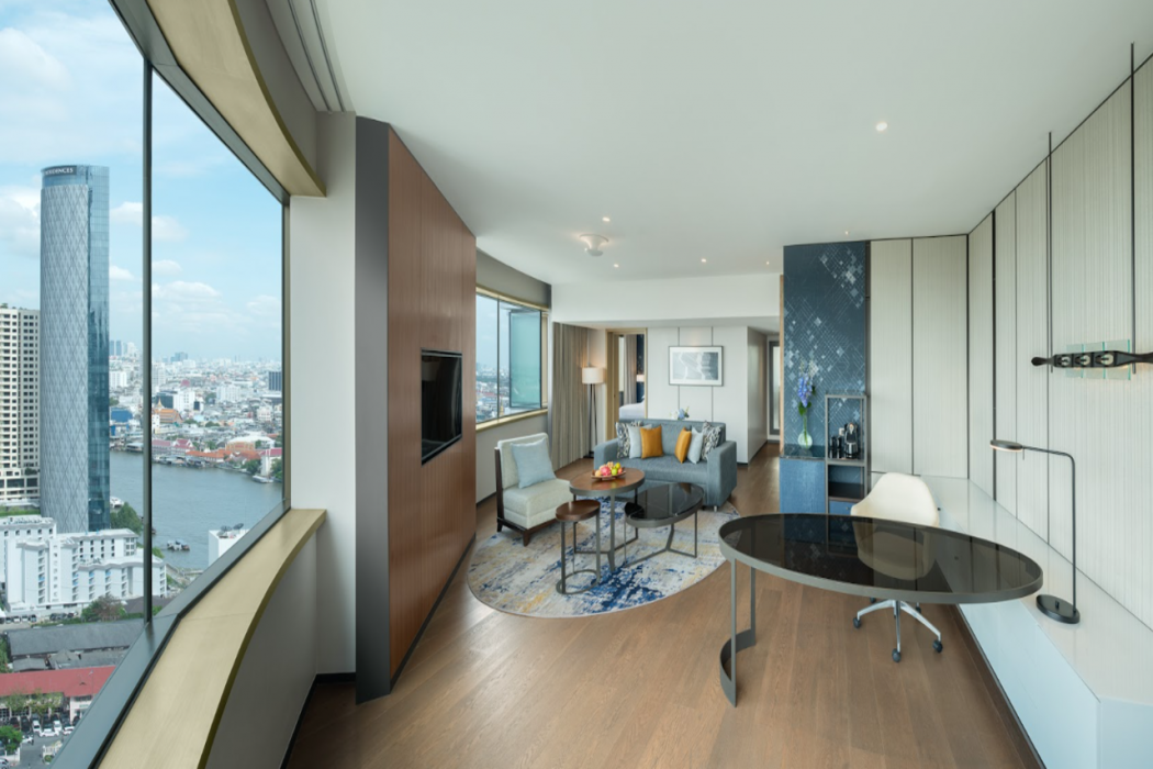 Millennium Hilton Bangkok 25/113
