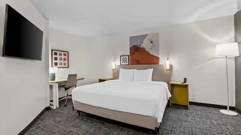 Spark by Hilton Bensalem Philadelphia 13/25