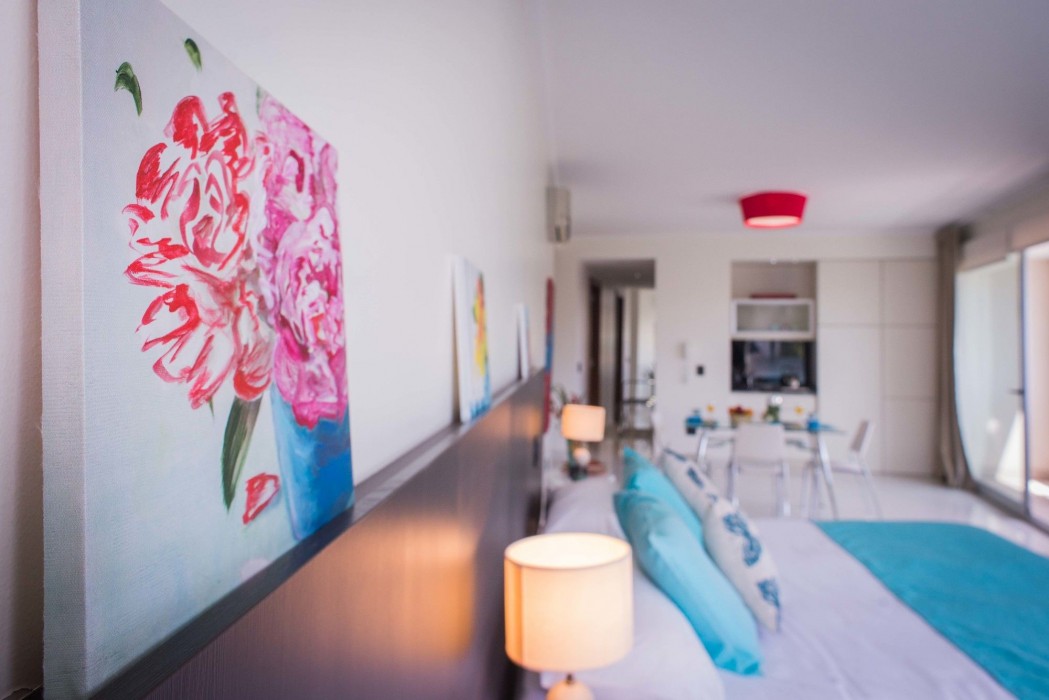 Soho Luxury Suites 23/99