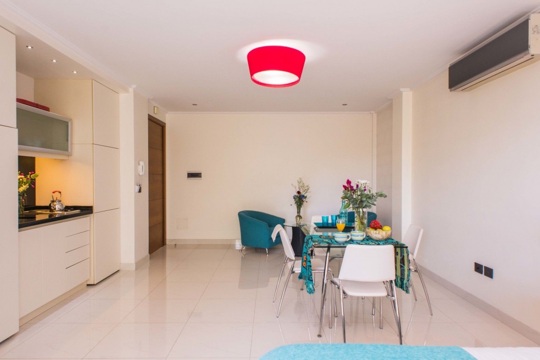 Soho Luxury Suites 43/99